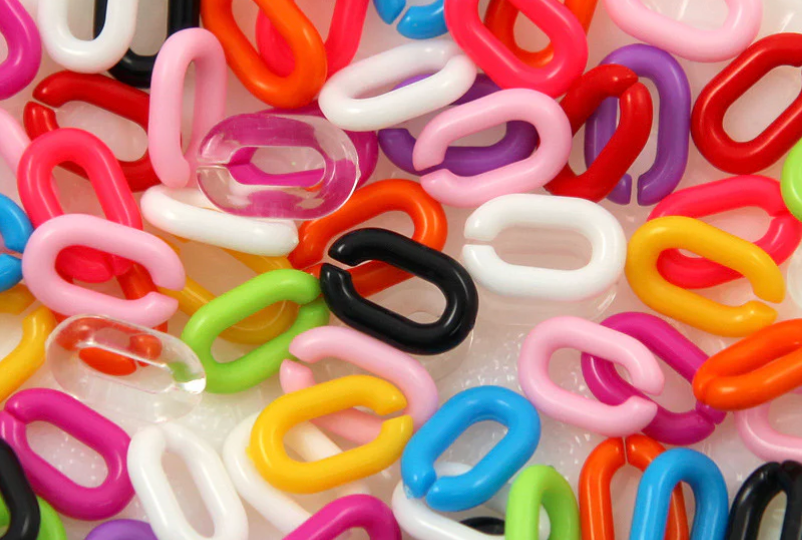 Individual chain links in multiple colors for customizing harness length - Extra Chain Links by The Den Code